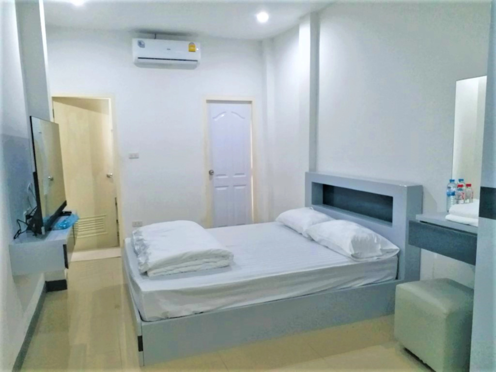 OYO 1159 K and K Apartment