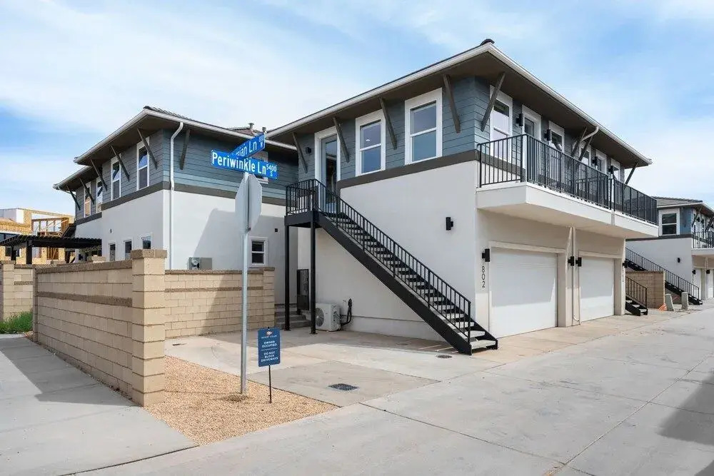 Rendezvous at the Shores home
