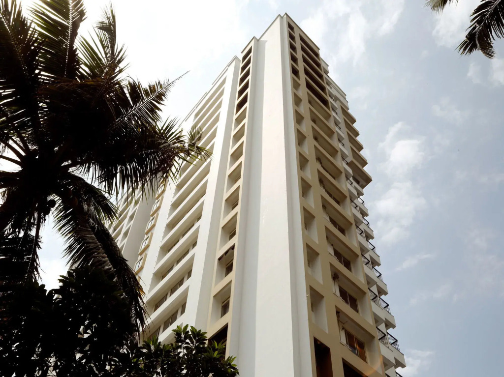 OYO Flagship 10051 Hotel Tyche Stays