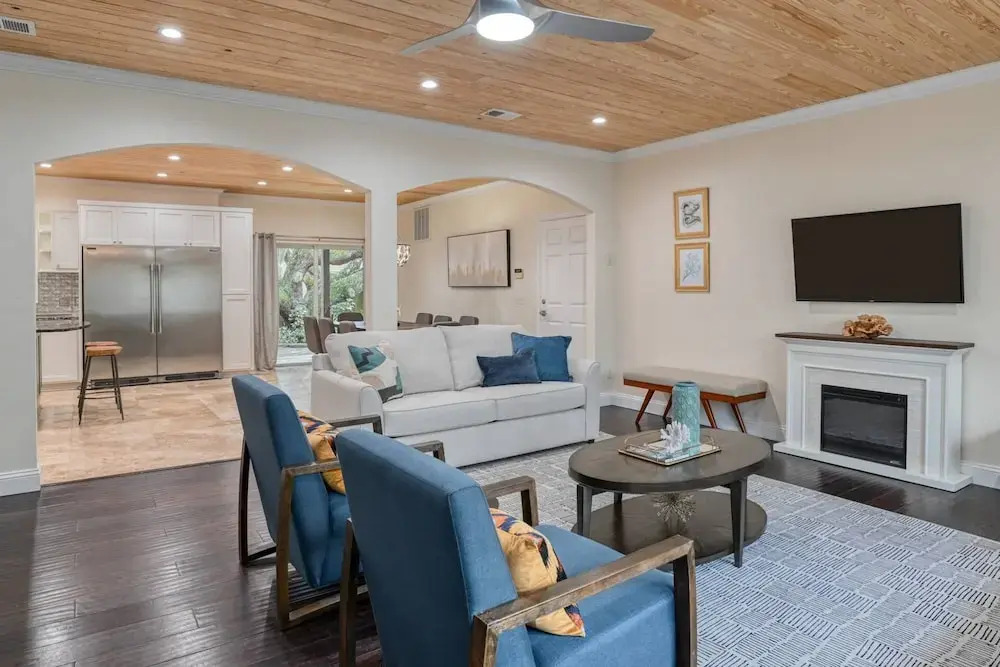 Golden Mile Beach Retreat