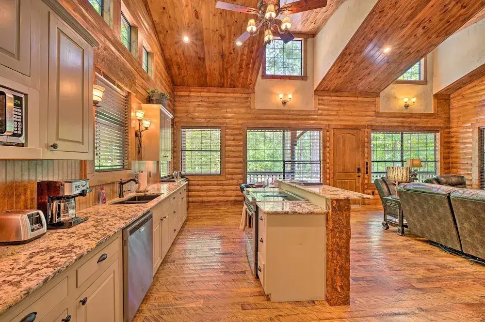 Catcha Fallin Star - 2 Bedroom Suites & Fire Pit