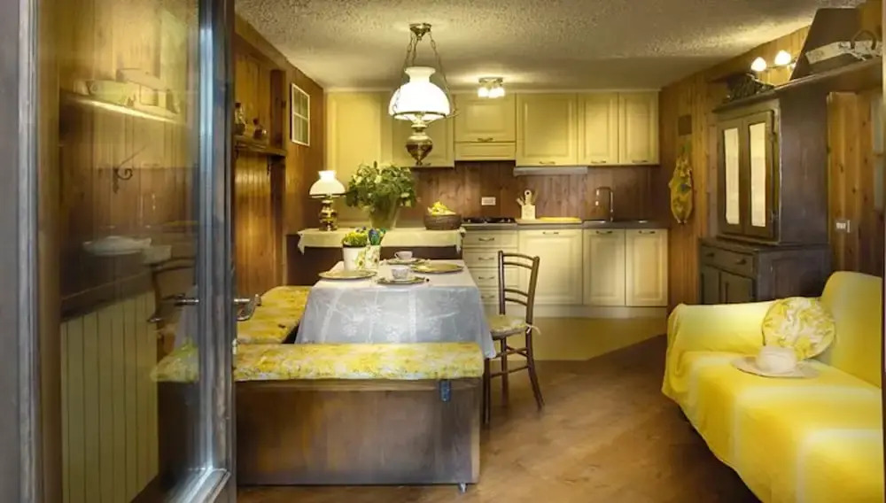 Chalet With 2 Bedrooms in Gratillon, With Wonderful Mountain View, Enc