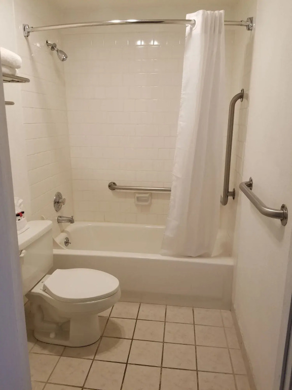 Howard Johnson Inn - Kent