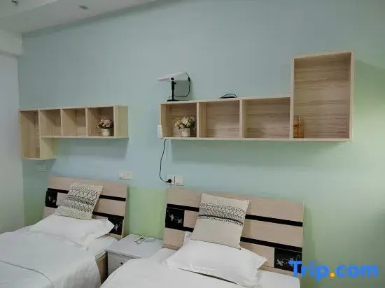 Star Cinema Homestay (Wuhan Station Branch Happy Valley Branch)