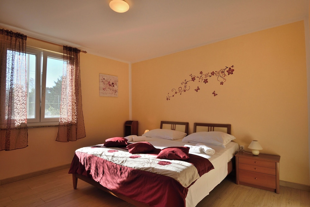 Apartment Nadica