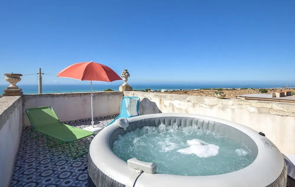 Awesome Home in Marina di Ragusa With Wifi and 2 Bedrooms
