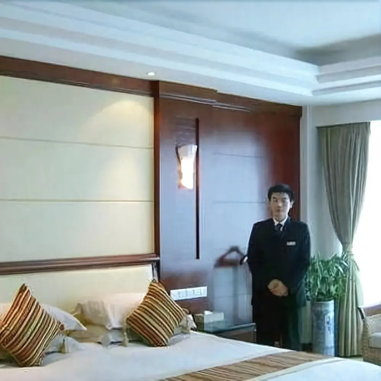 Xuwen Yushuiwan Hot Spring Hotel