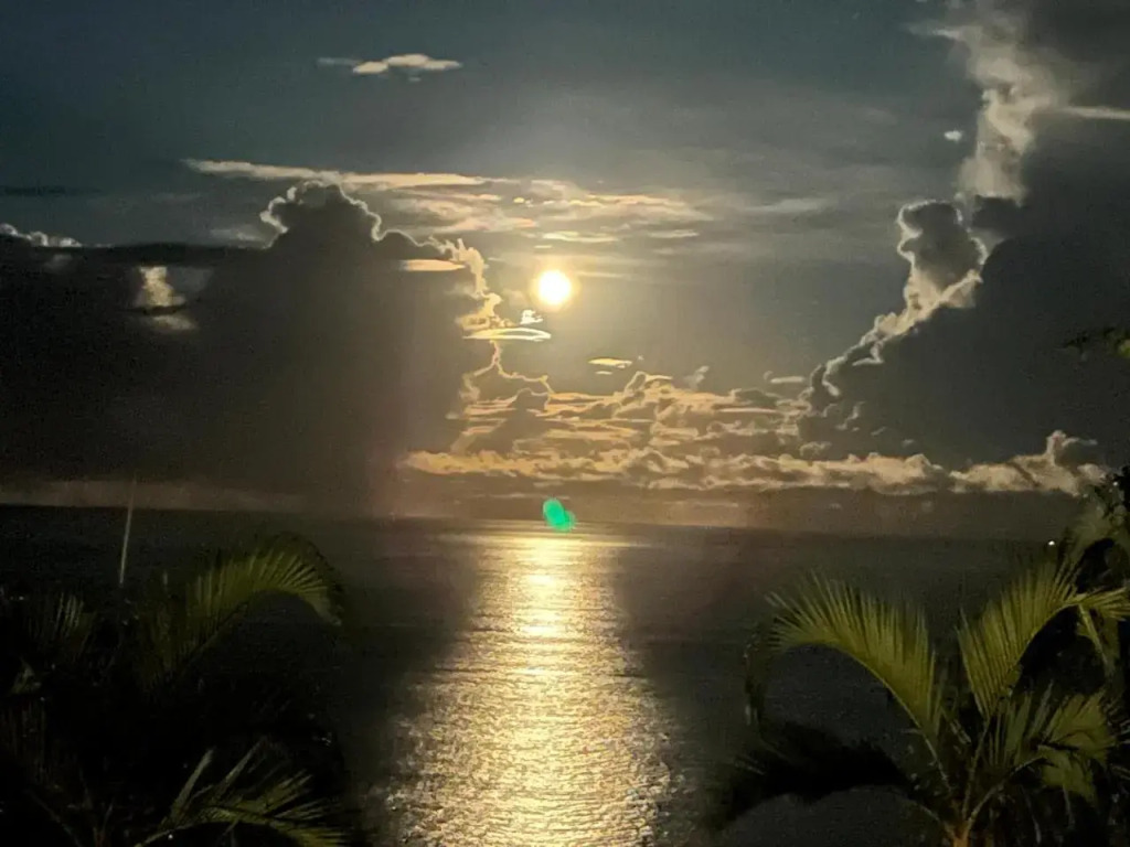 海闊天空 丁一的家民宿 Sun Rise Motel