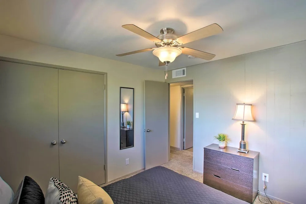 3 Mi to Old Town Scottsdale: Upscale Home w/ Pool!