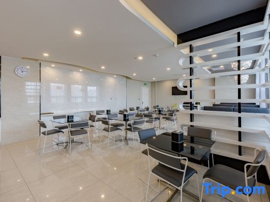 Jiayi Hotel (Dongying West Second Road, Ginza Mall, Petrochemical College Store)