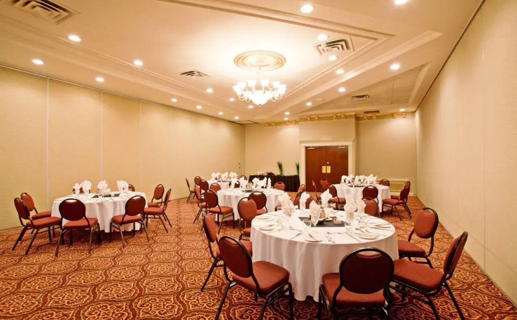 Holiday Inn Conference Centre Edmonton South by IHG