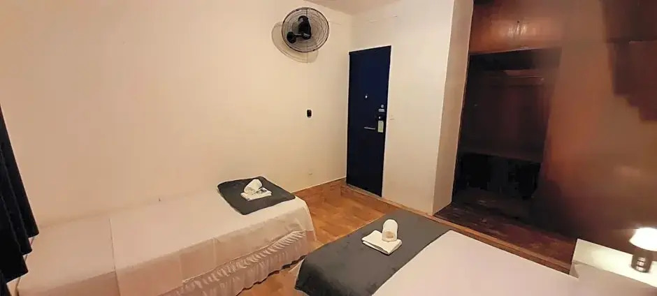 LÍAH Hostel & Suites