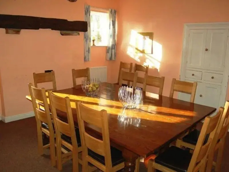 Muncaster Cottages