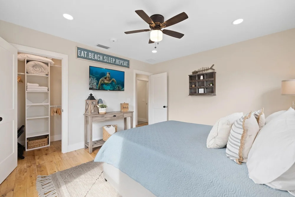Stylish Luxury Home Near Beach & DT