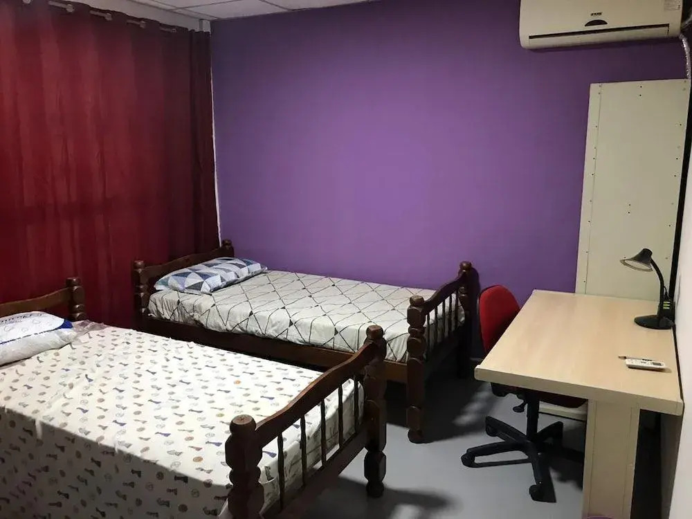 COACHHOSTEL7