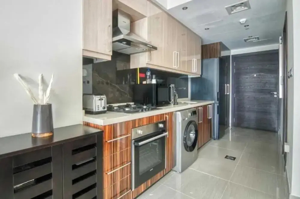 OYO 1183 Home Elite Downtown Studio Premium
