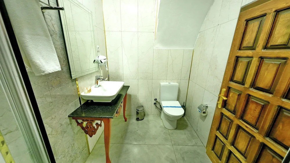 ULUBEY KONAĞI