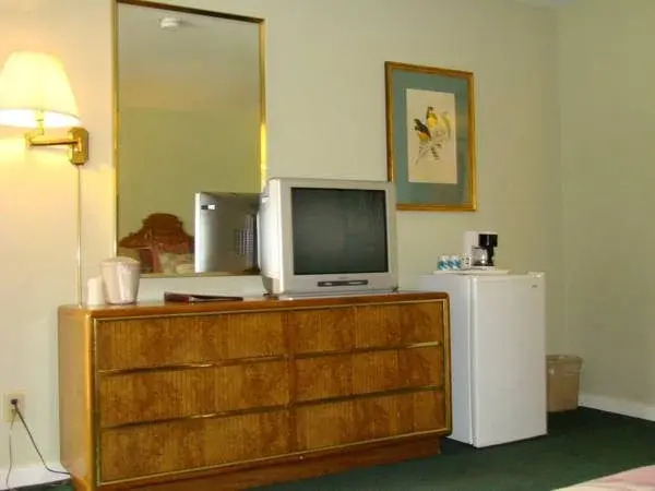 Happy Trails Motel