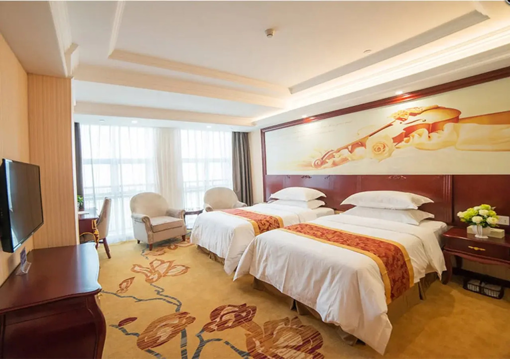 Vienna Hotel Zhejiang Huzhou Changxing Mingzhu Road