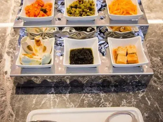 Homeinn Selected Hotel (Shanghai Tangqiao Center)