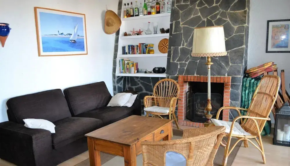 House - 3 Bedrooms with Sea views - 107831