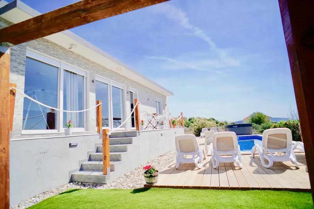 Villa Ruza
