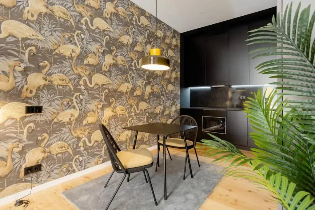 BOUTIQUE Rentals-Art & Charm II Apt w/ Terrace