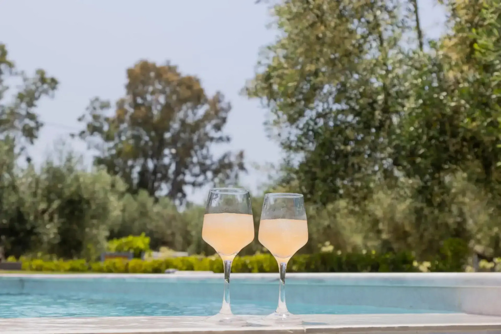 Dionisos Luxury Villas