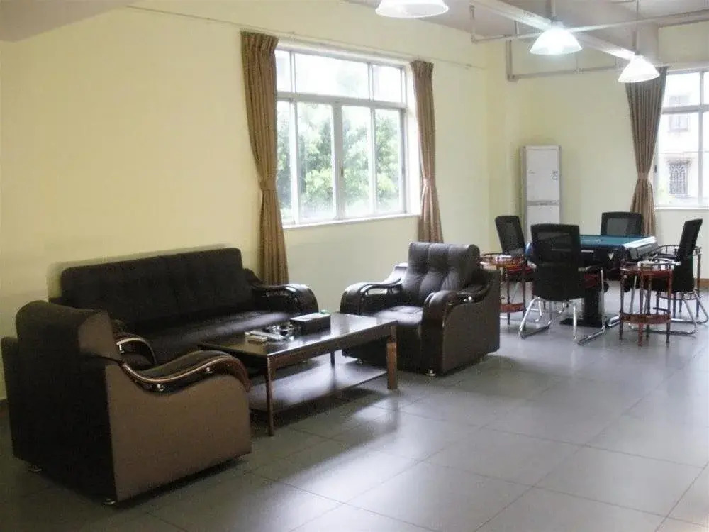 Shangjia Boutique Hotel