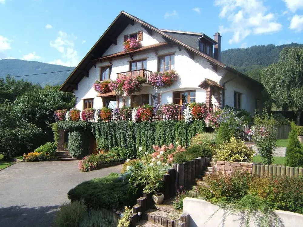 La Maison Fleurie