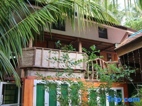 Family Villa in Baler w/ Pool & Spa Tub   25 Pax