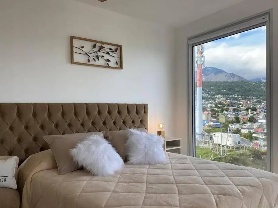 Infinity View Pent House III