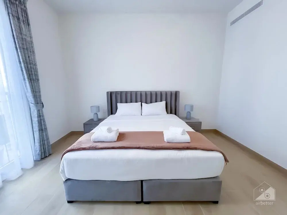 Stunning Beach View Apt. with Balcony Jumeirah La Mer