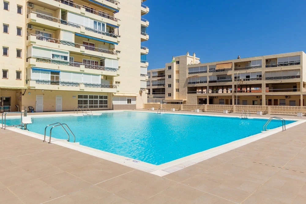 Beachfront Apartment in La Carihuela