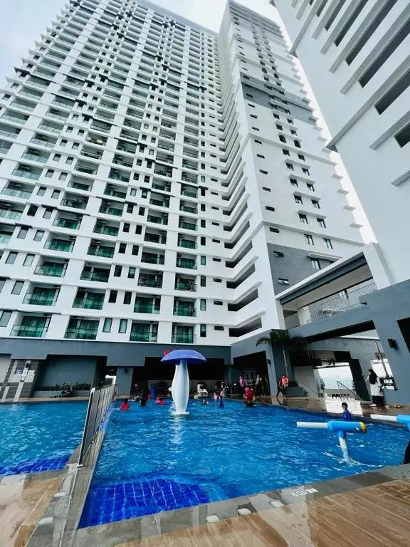 Homestay Studio Bangi Pool View D-Paradise