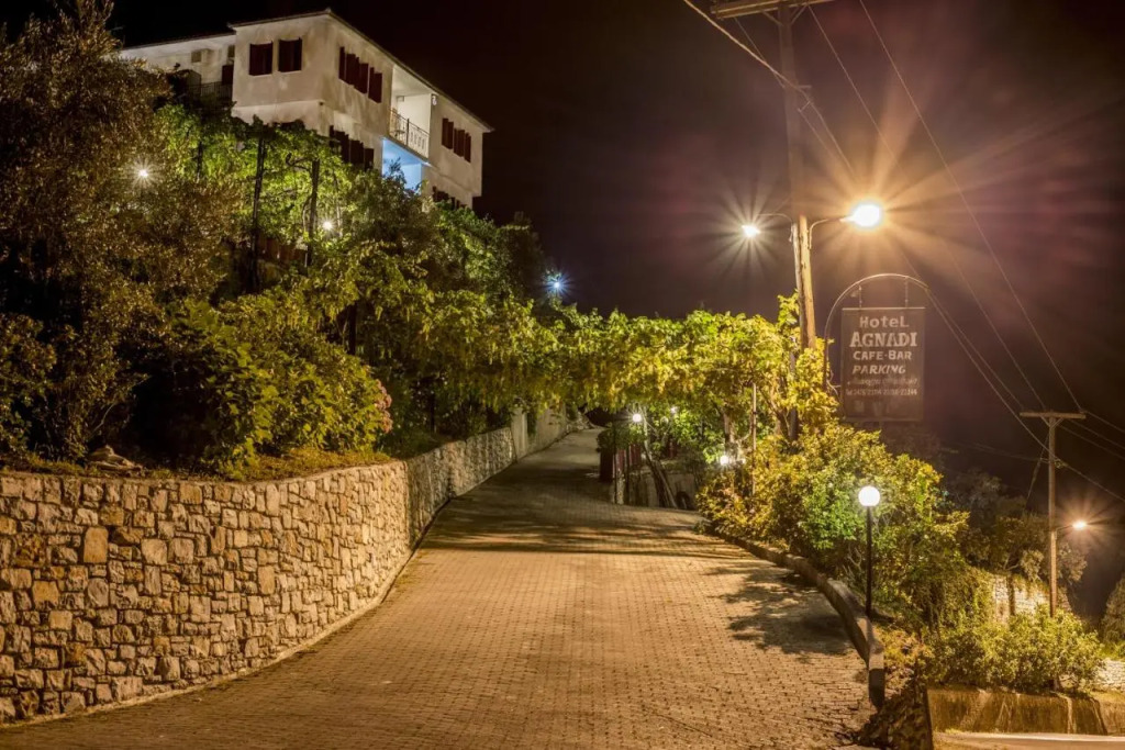 Hotel Agnadi - Horefto