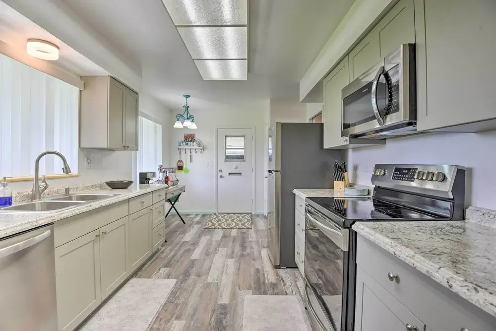 Ranch-style House w/ Pool Access in 55 + Community