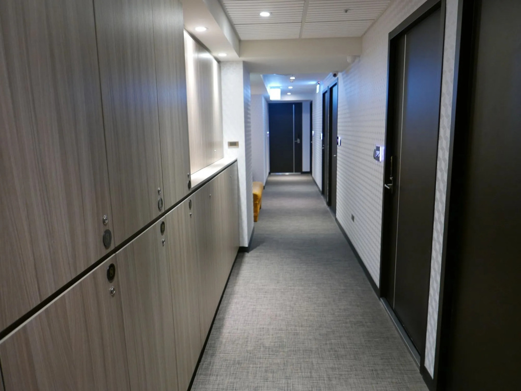 Ours Inn II