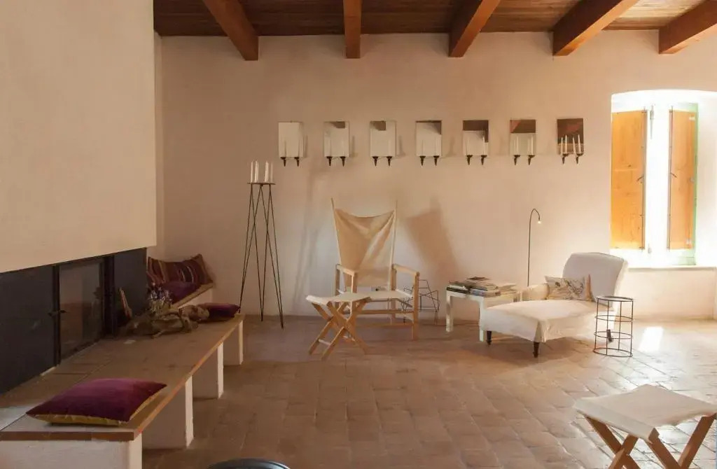 BORGO PETELIA, Casa Centro, Antica abitazione calabrese con giardino, ristrutturata
