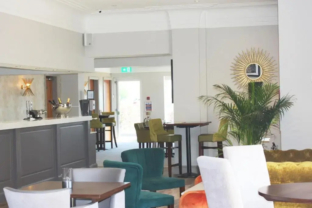 Rufford Arms Hotel