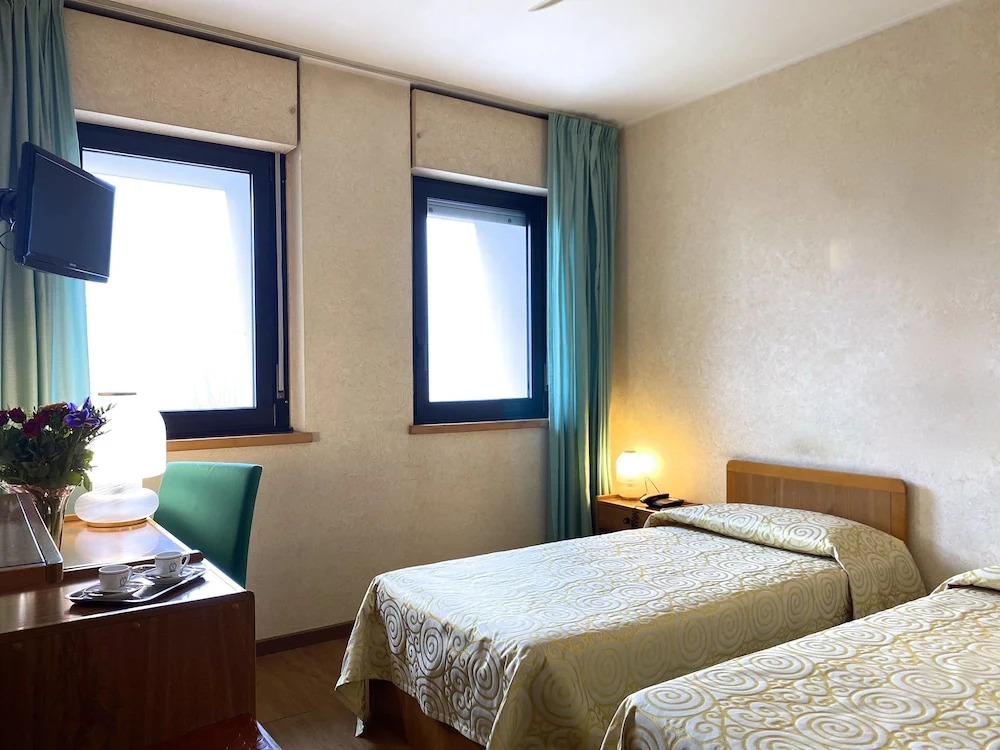 Hotel Ristorante SASSO