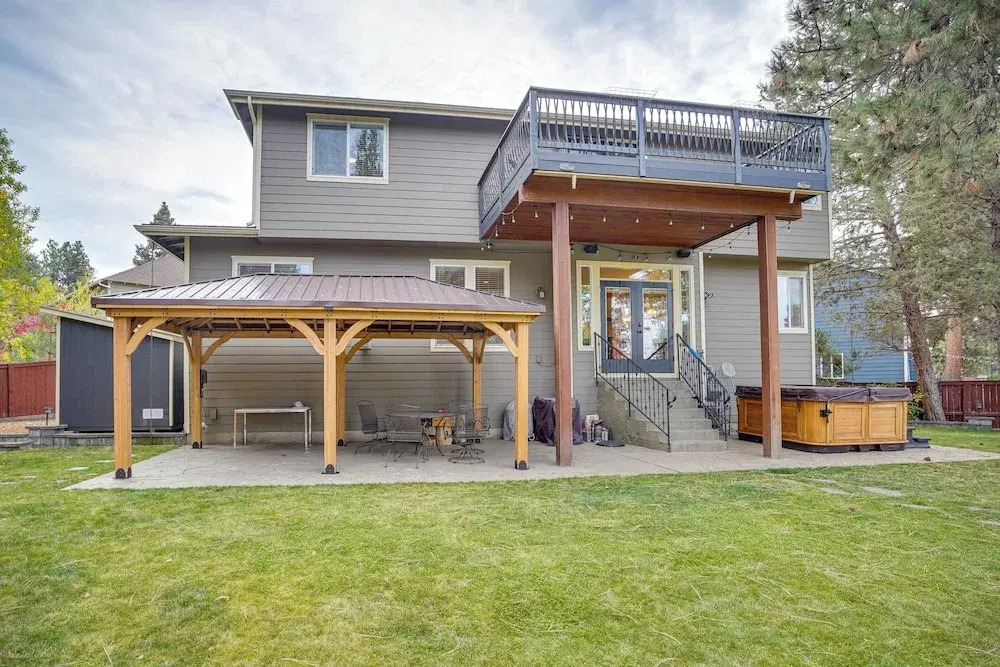 Cozy Bend Home - Walk to Old Mill District