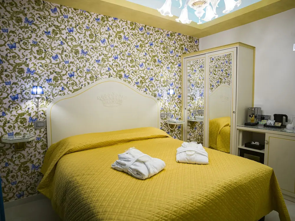 Leucosya Luxury Rooms