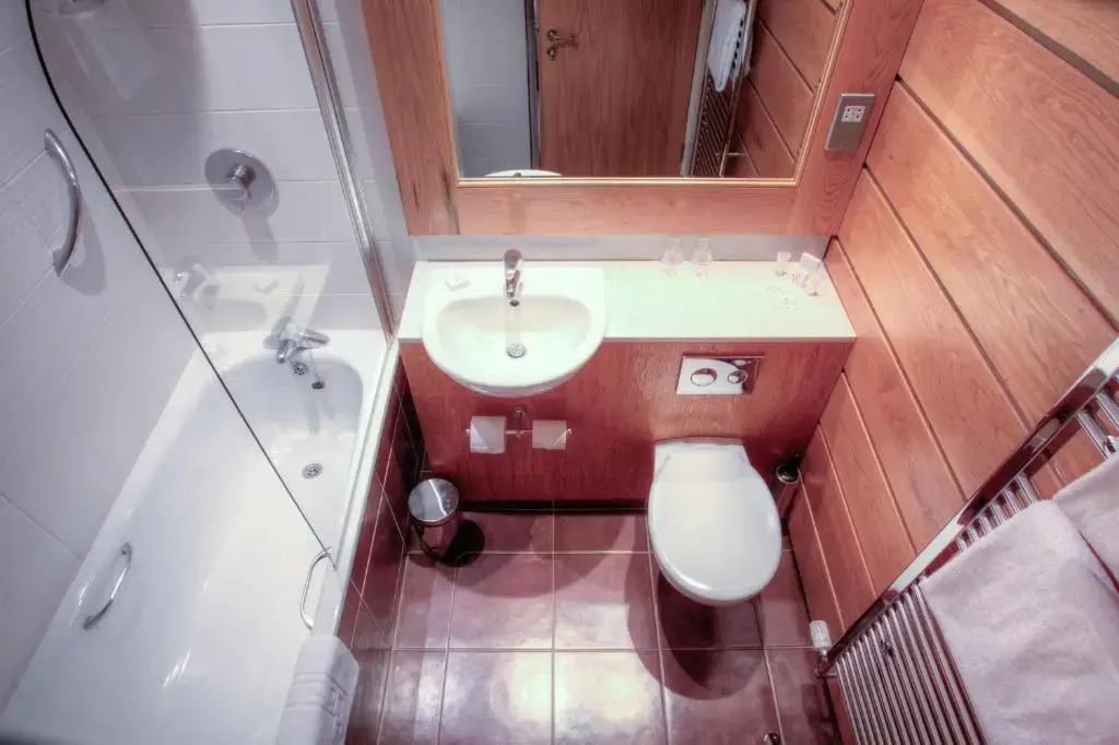 Strangford Arms Hotel