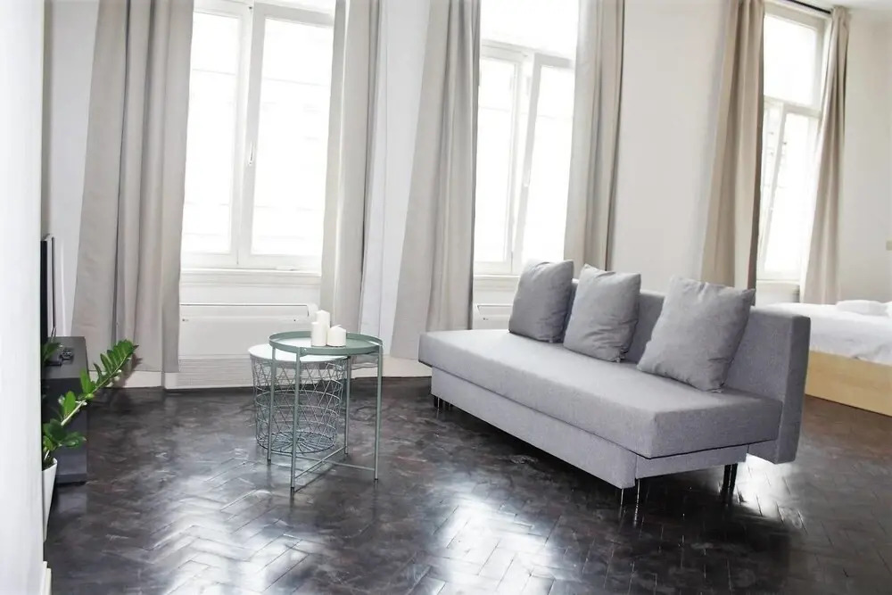 Saint Pauls Suite 35