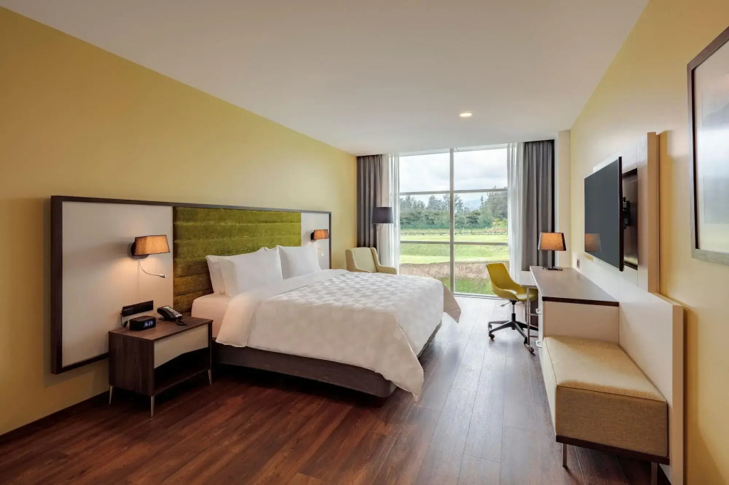 Holiday Inn - Quito Airport by IHG