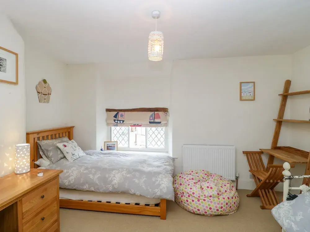 Shaston Cottage