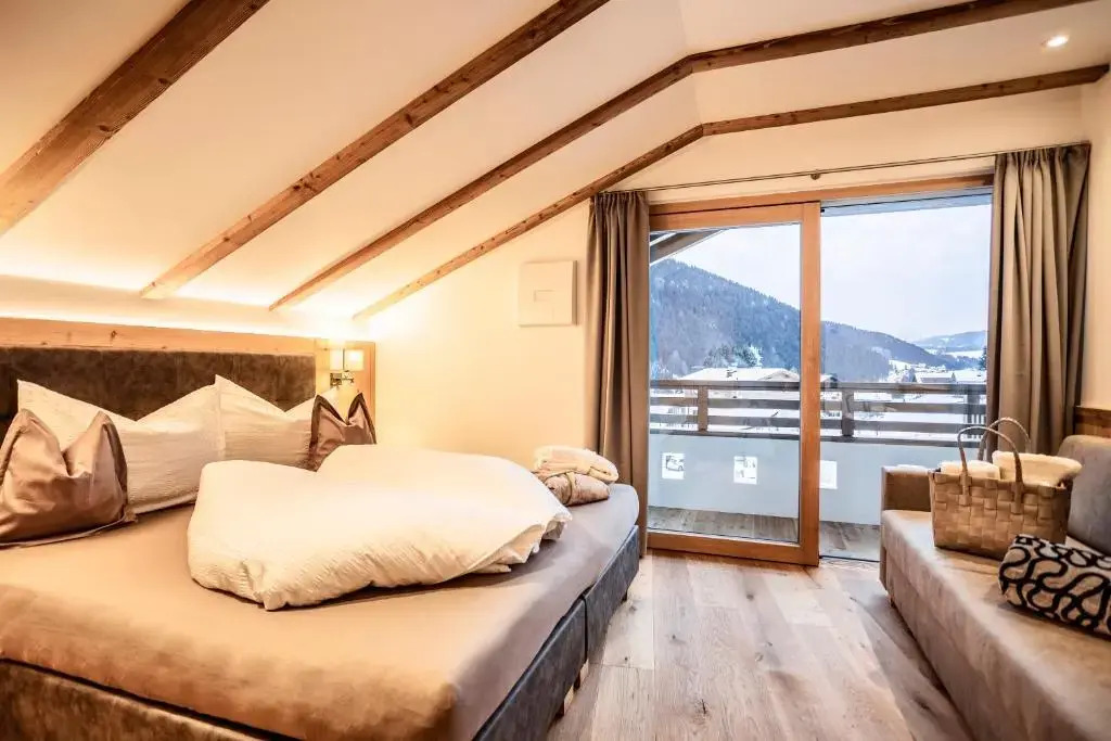 Luxury Chalet Plazola