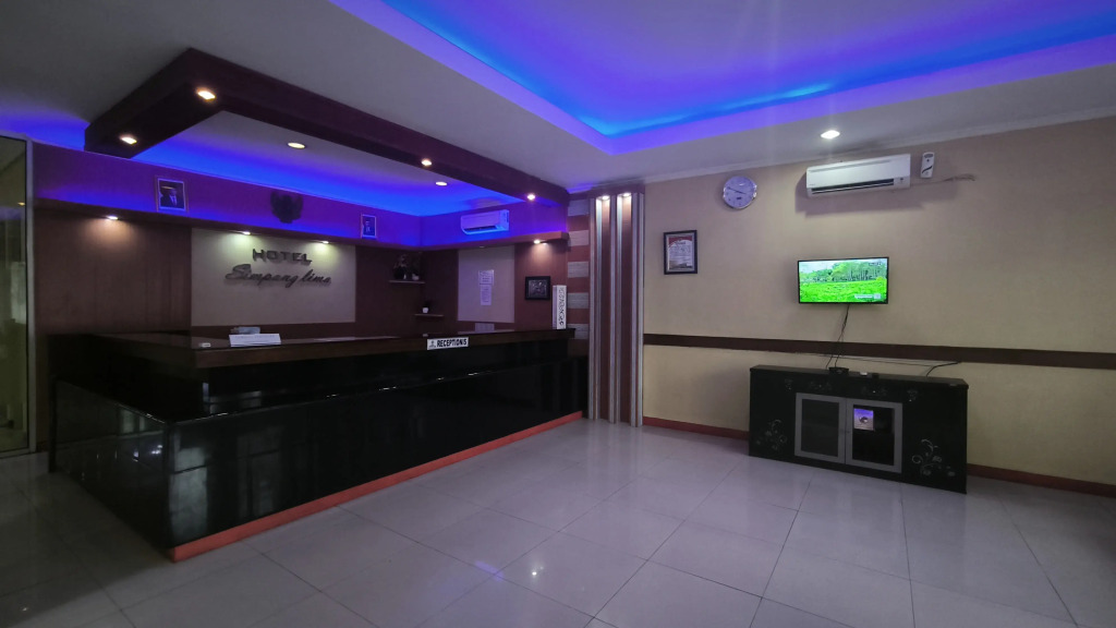 OYO 91036 Hotel Simpang Lima Gkpri