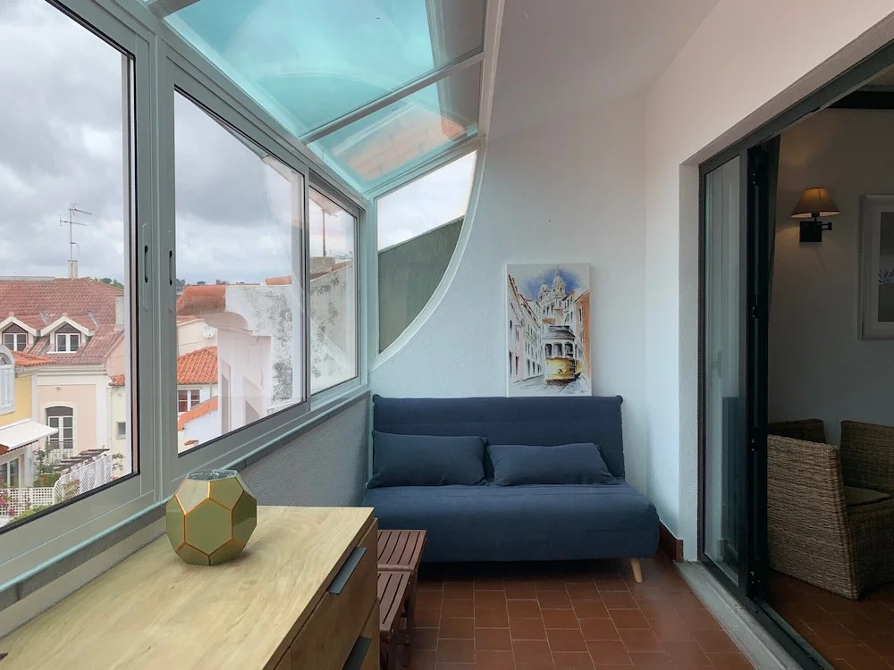 Charming old town apartment Cascais